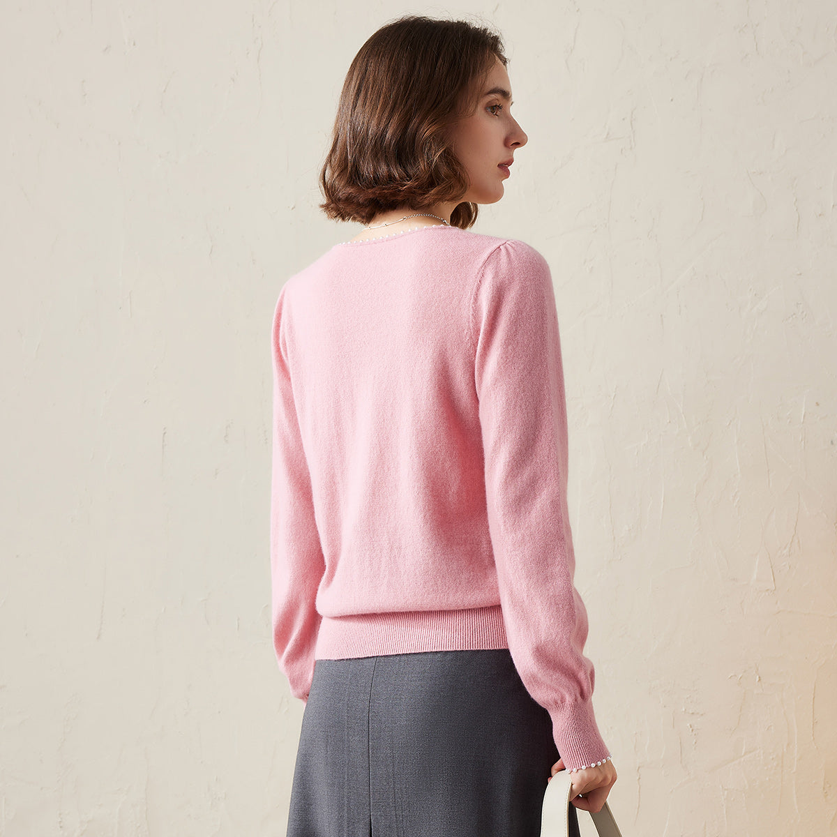 100% Cashmere Elegant Pearl-Trimmed Knit Sweater