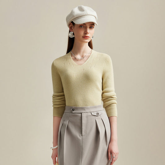 100% Cashmere Elegant Ribbed V-Neck Sweater