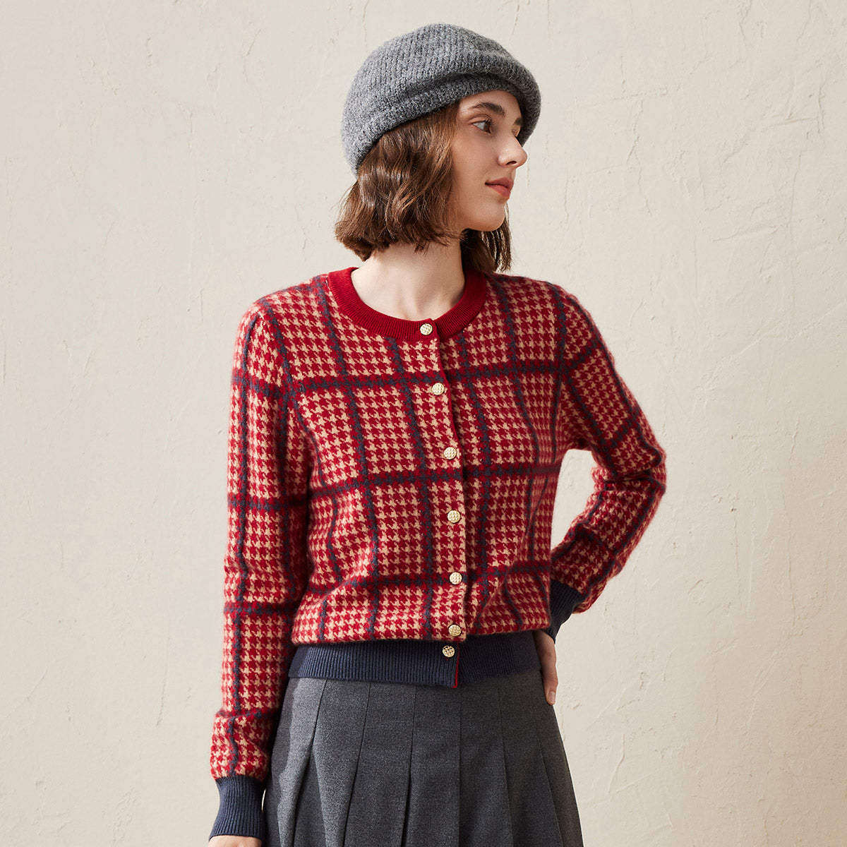 100% Cashmere Houndstooth Plaid Knit Cardigan