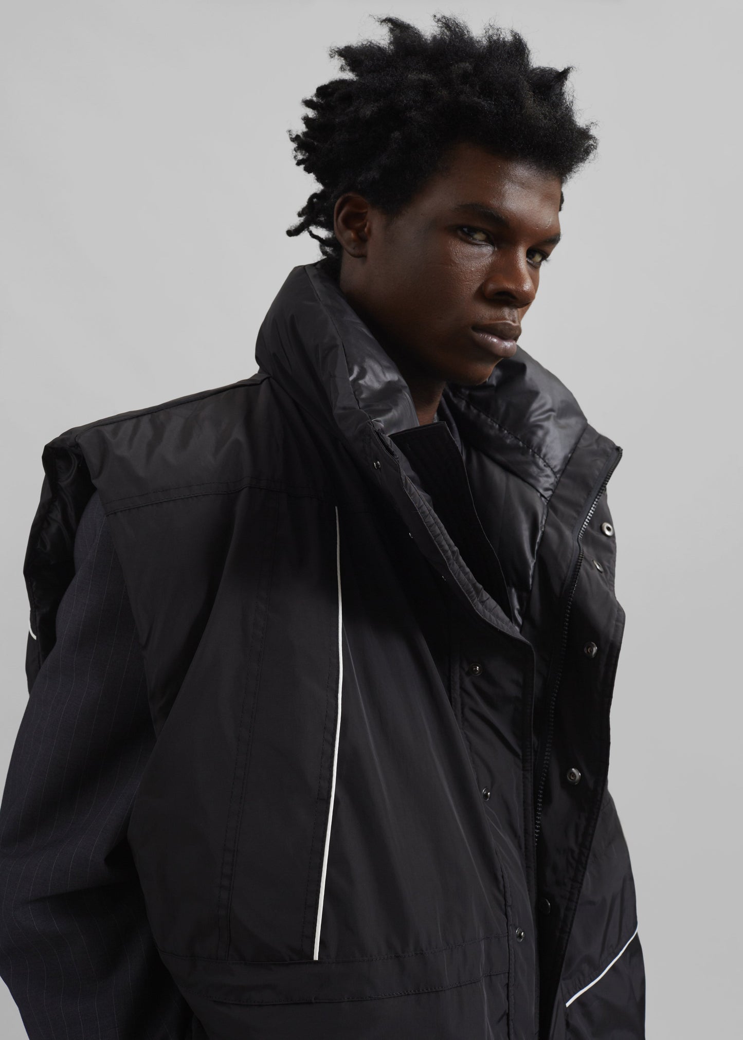 Calais Oversized Sleeveless Puffer Jacket - Black