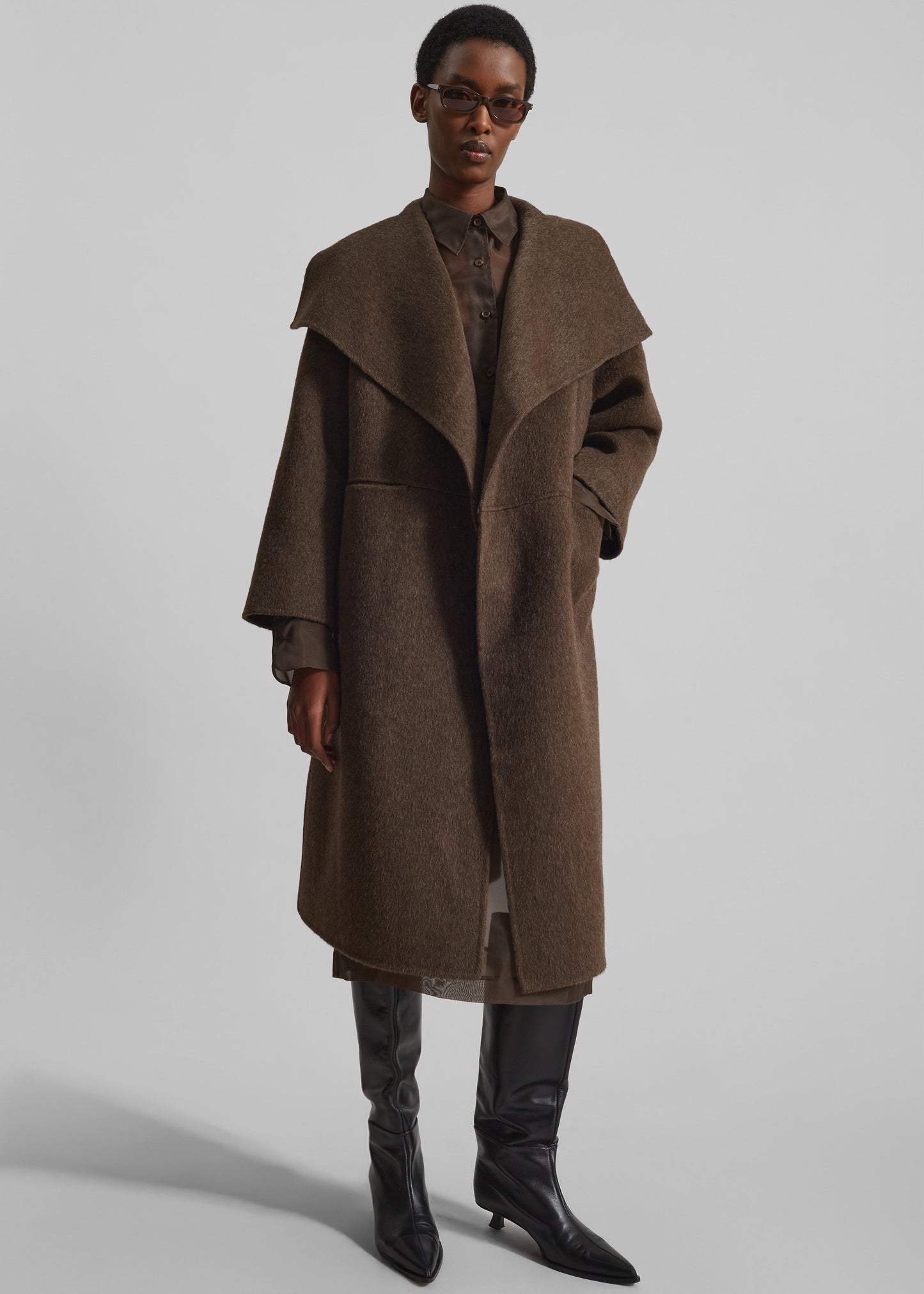 Cheshire Shawl Collar Wool Coat - Brown