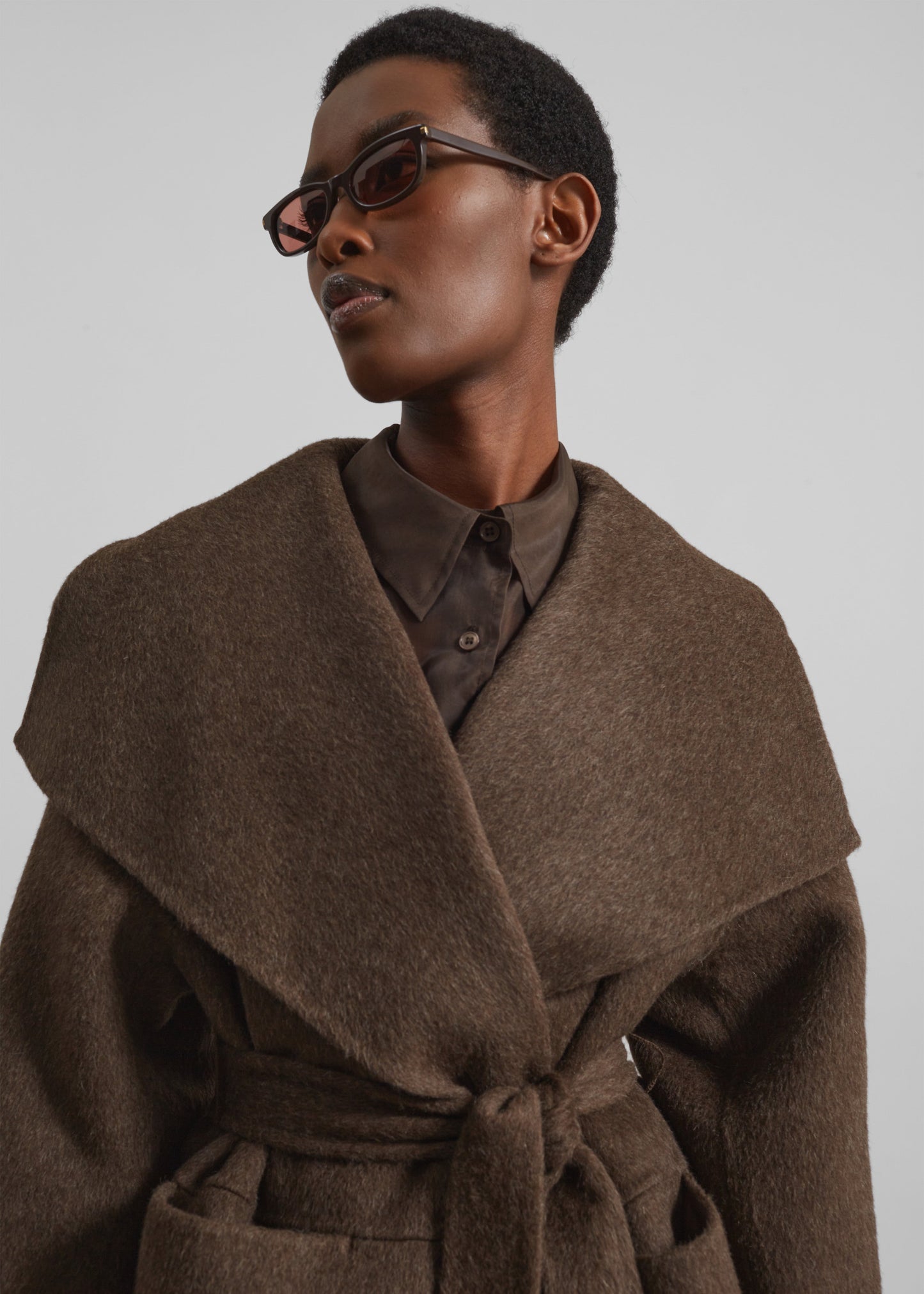 Cheshire Shawl Collar Wool Coat - Brown