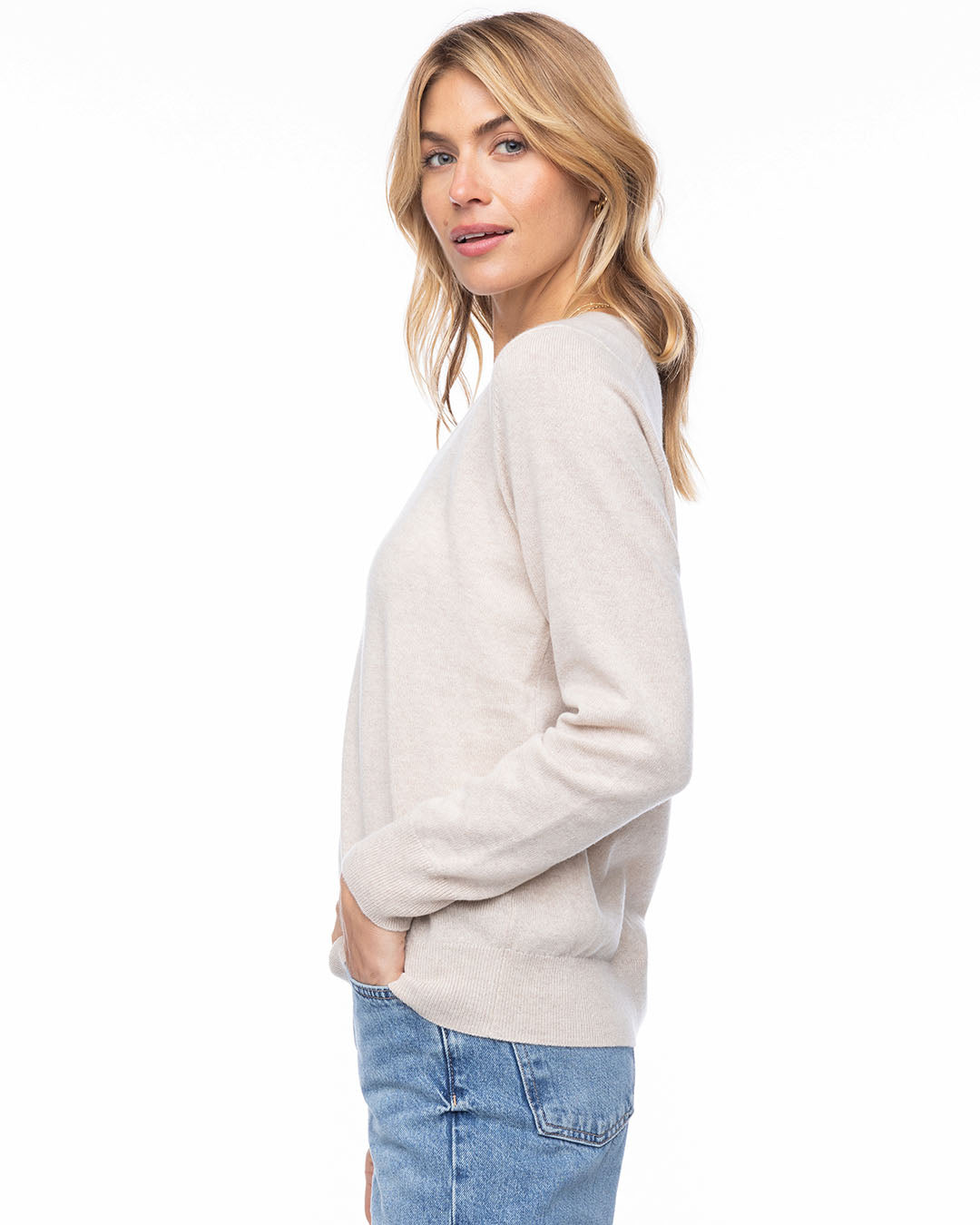 Essential Cashmere V-Neck