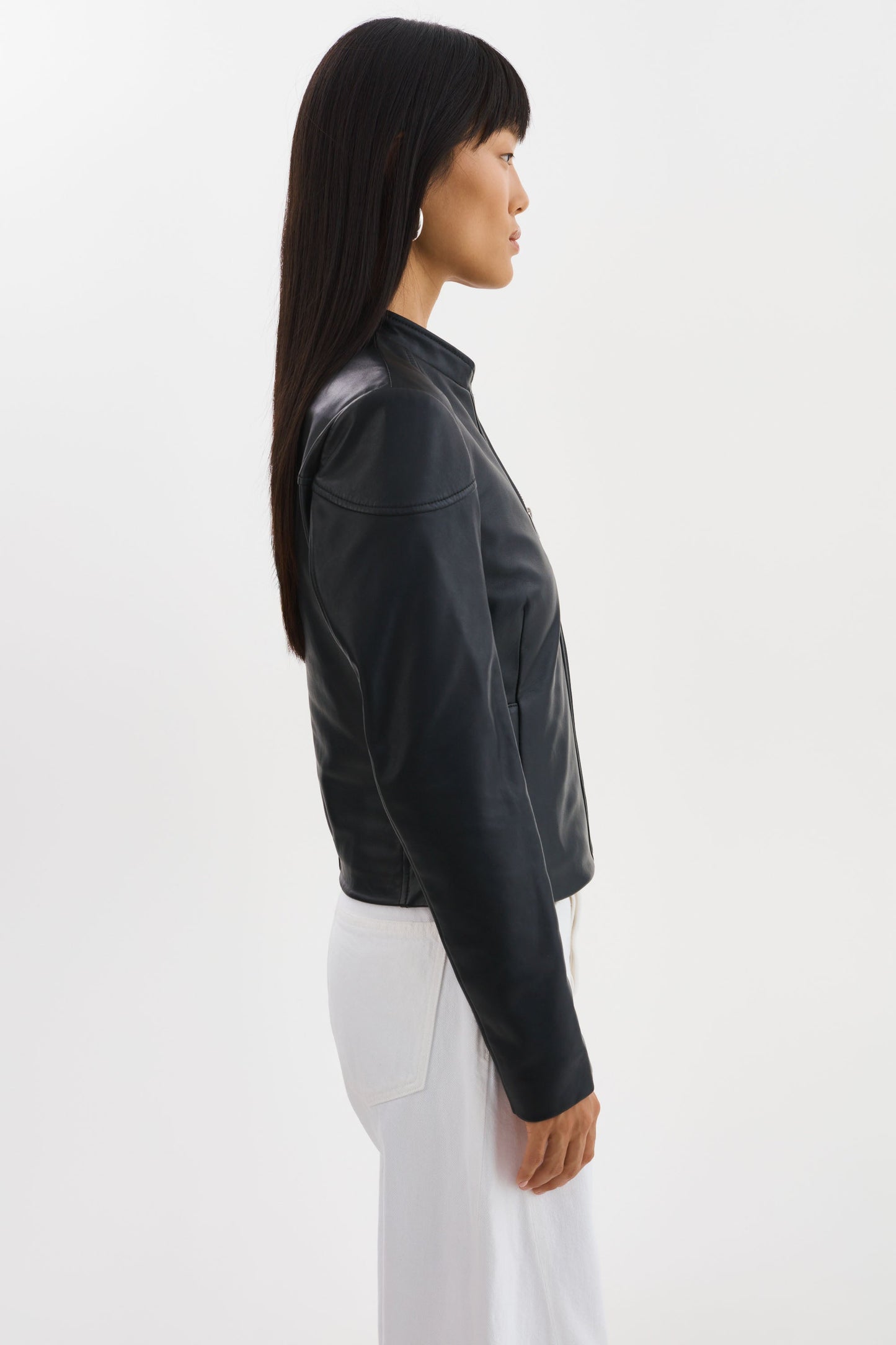 HIRA | Fitted Leather Jacket