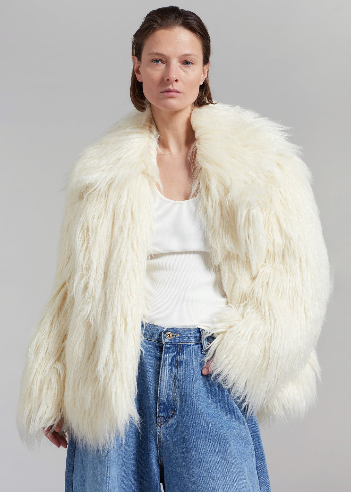 Liza Short Faux Fur Coat - Off White