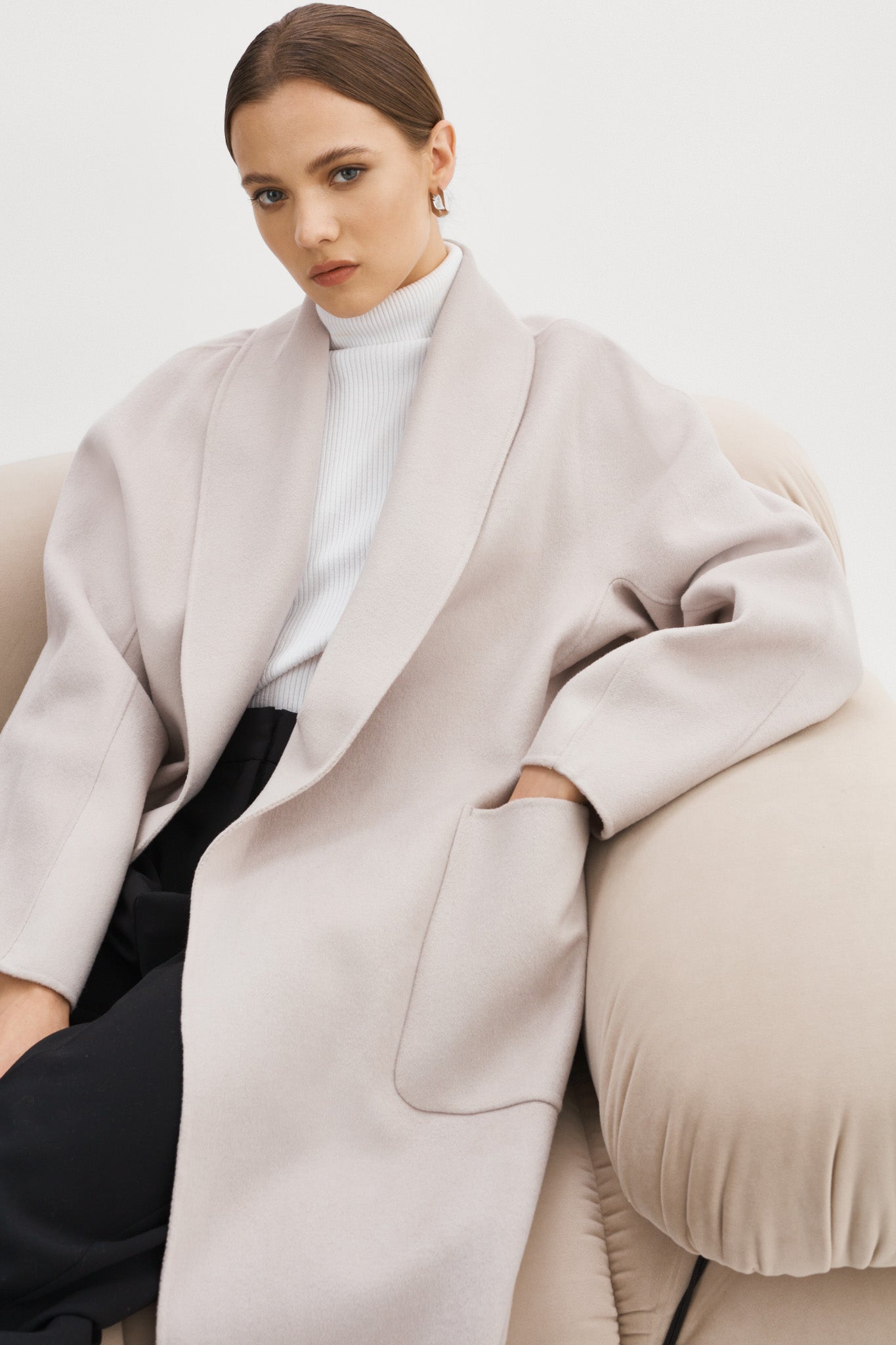 THARA | Shawl Collar Wool Coat