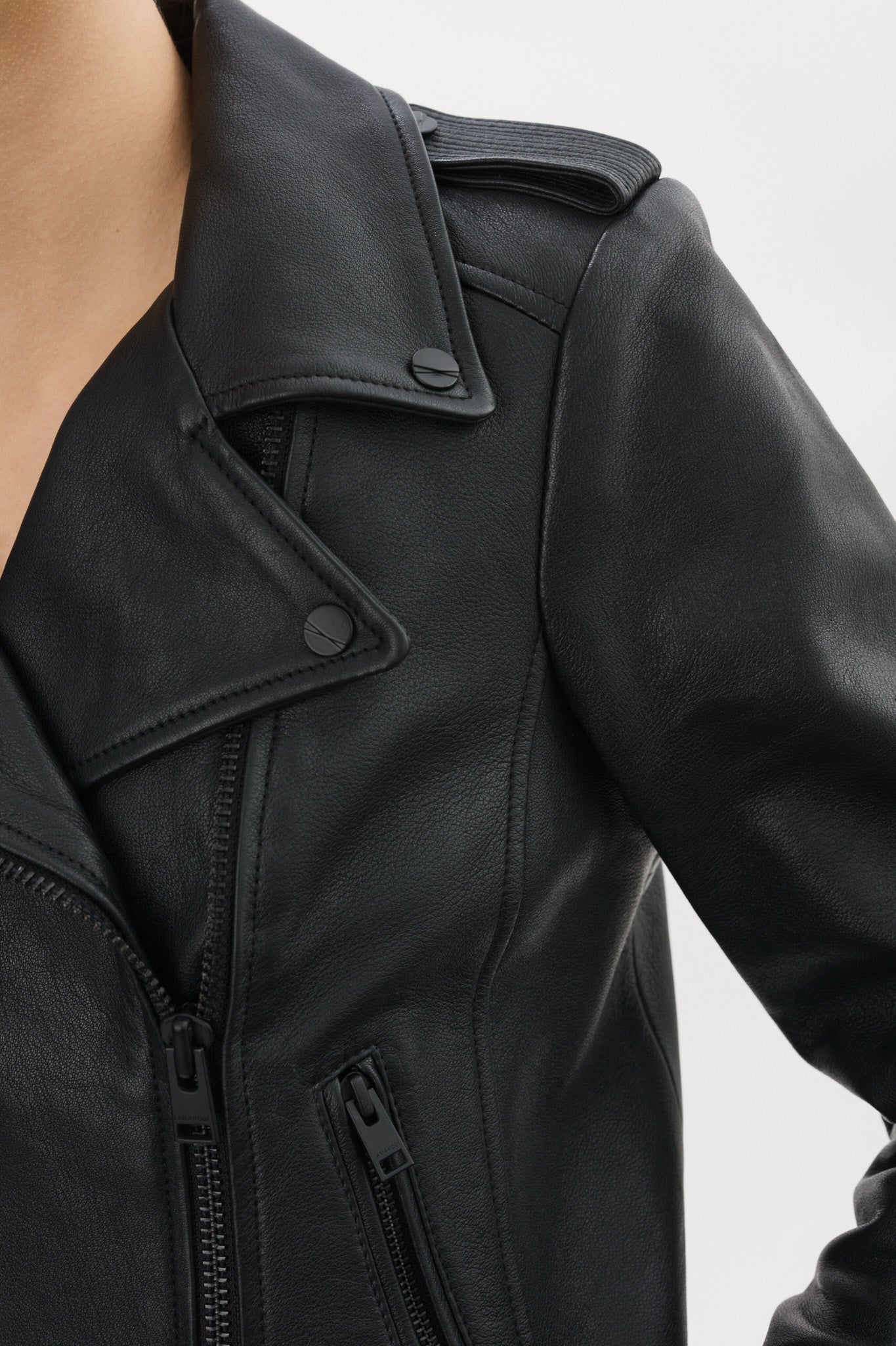 DONNA | Iconic Leather Biker Jacket