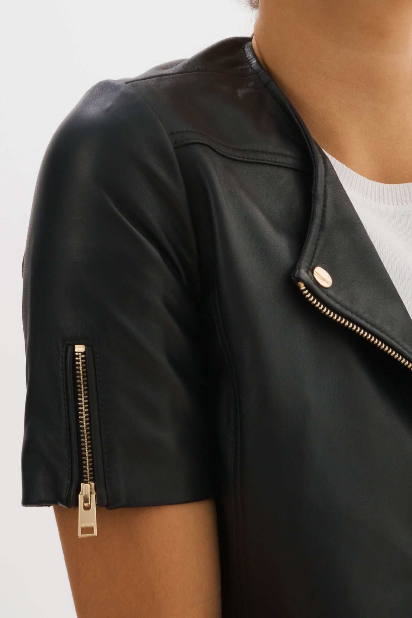 KIRSI GOLD | Cropped Biker Jacket