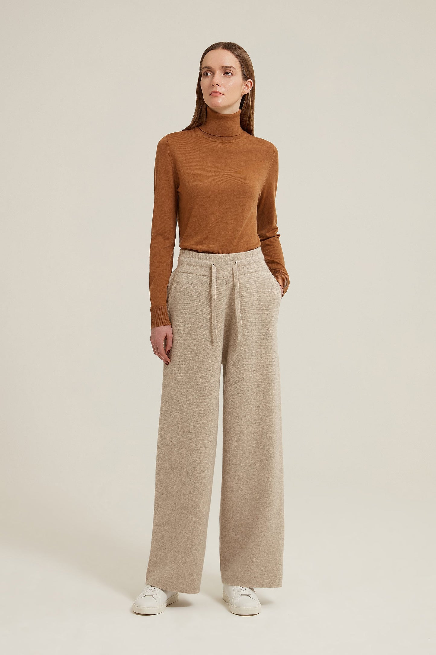 The Noble Wool Roll Neck Womens