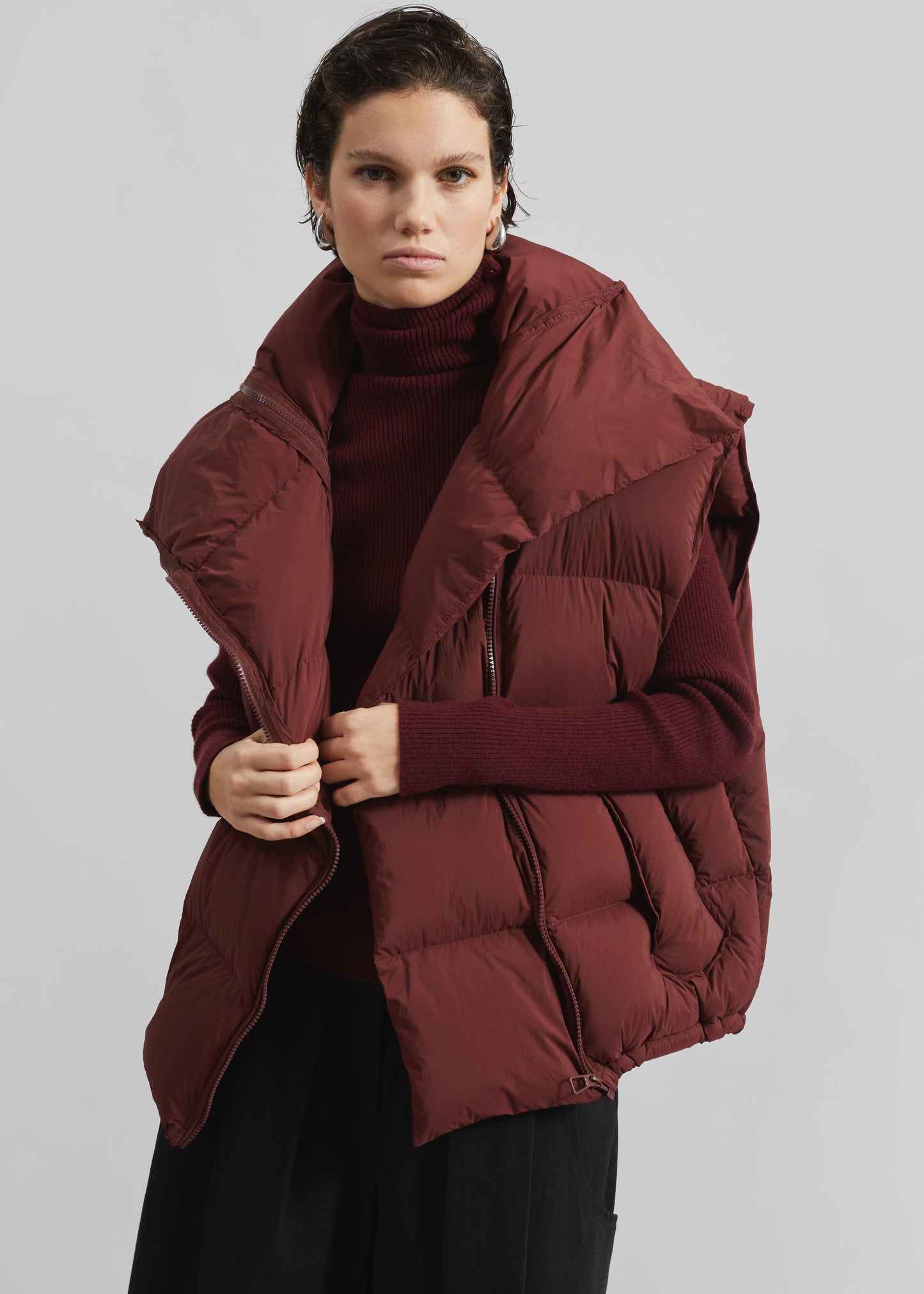 Otley Sleeveless Puffer Vest - Burgundy