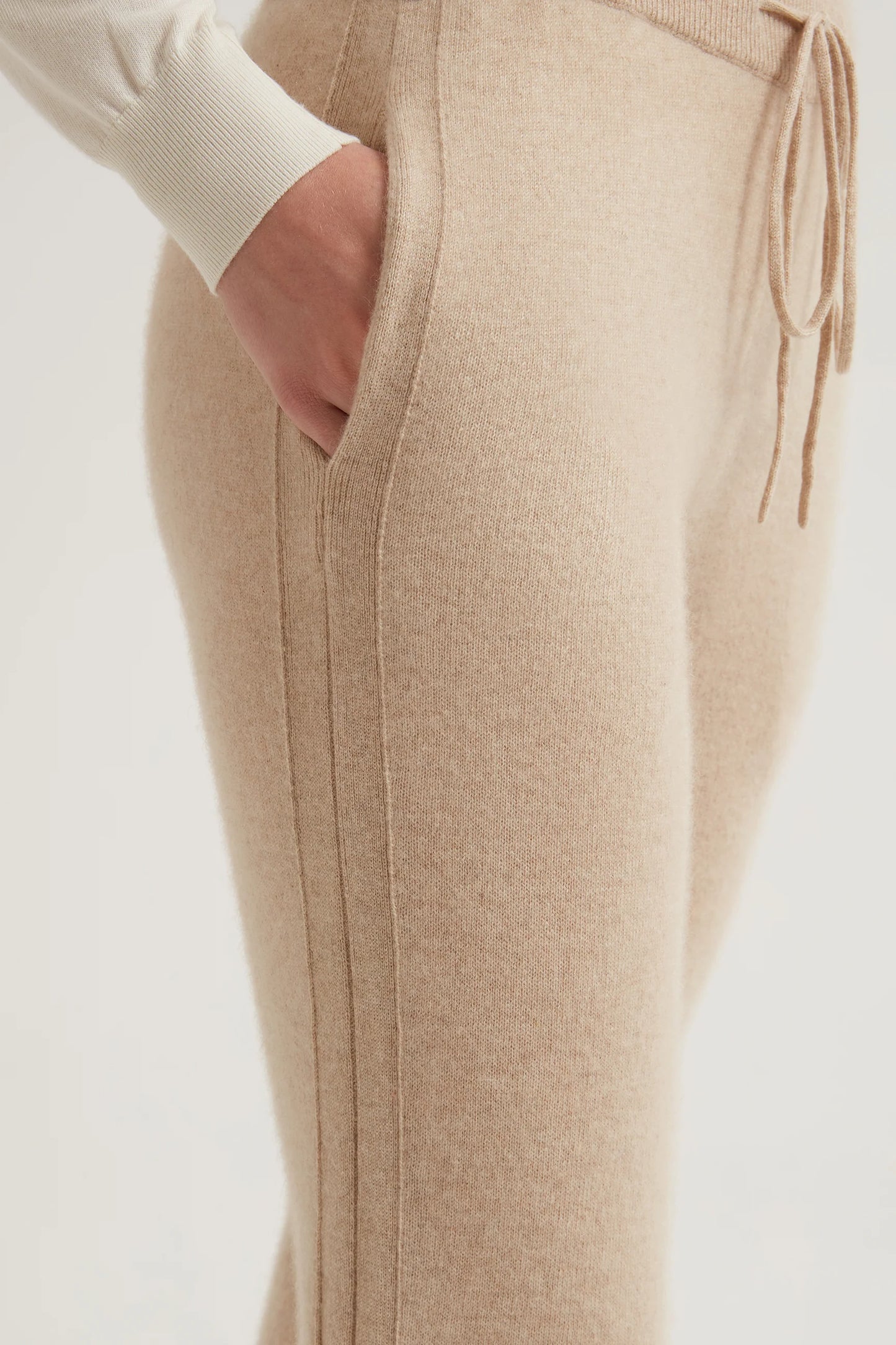 Uriel Cashmere Joggers