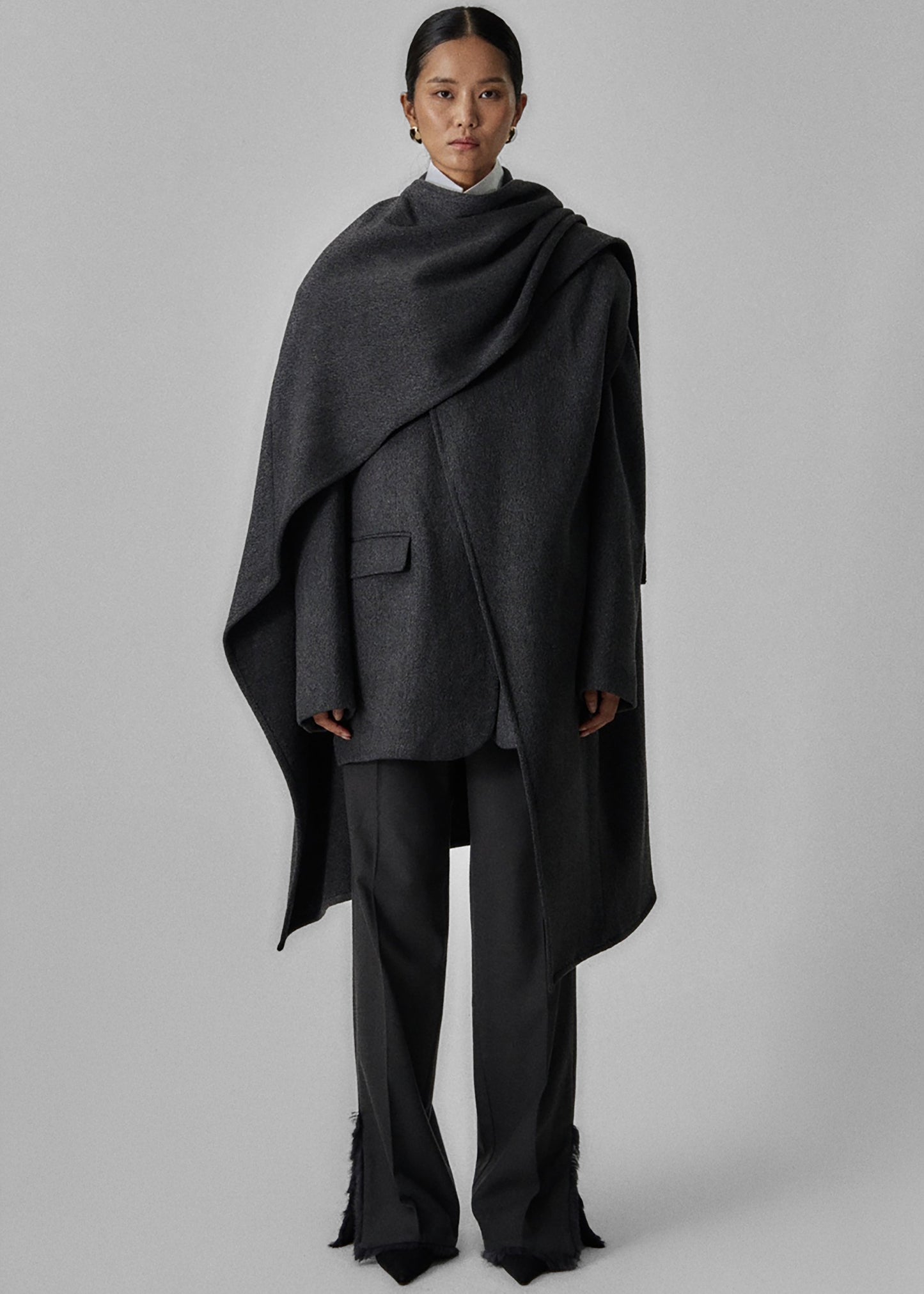 Whisella Cape - Charcoal