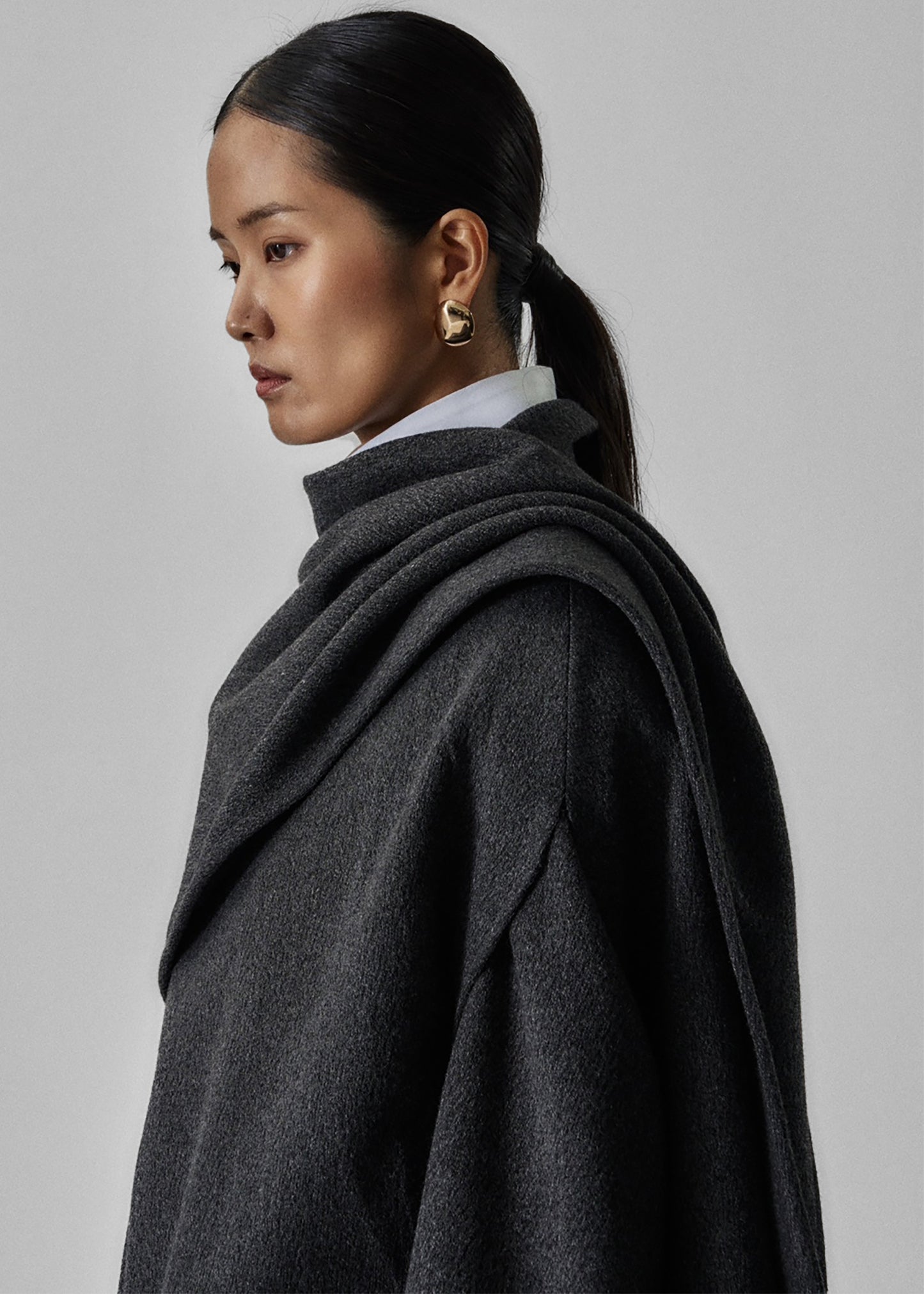 Whisella Cape - Charcoal