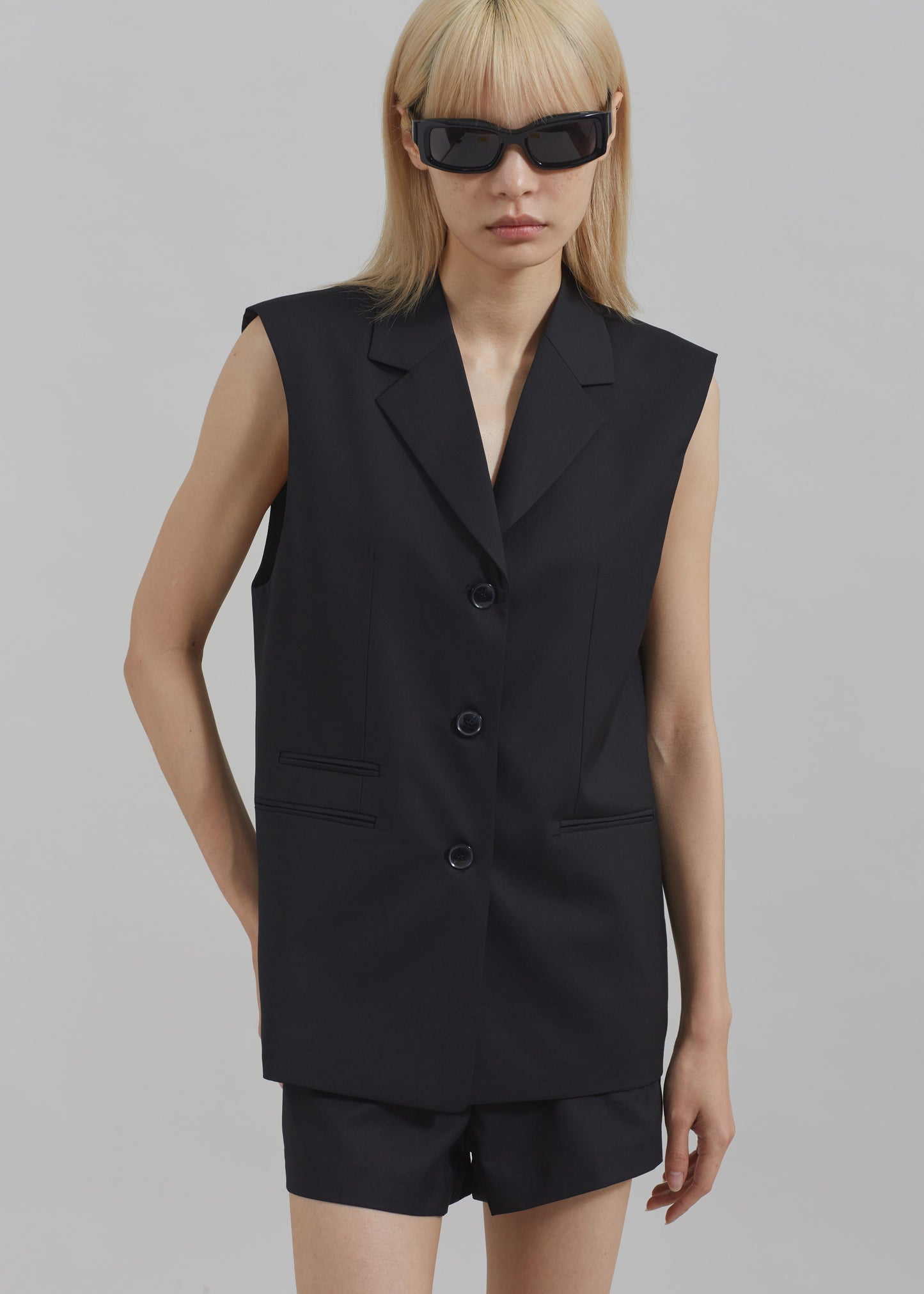 Xandra Vest - Black