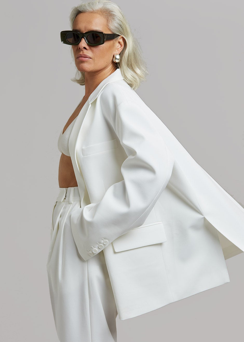 Bea Blazer - White