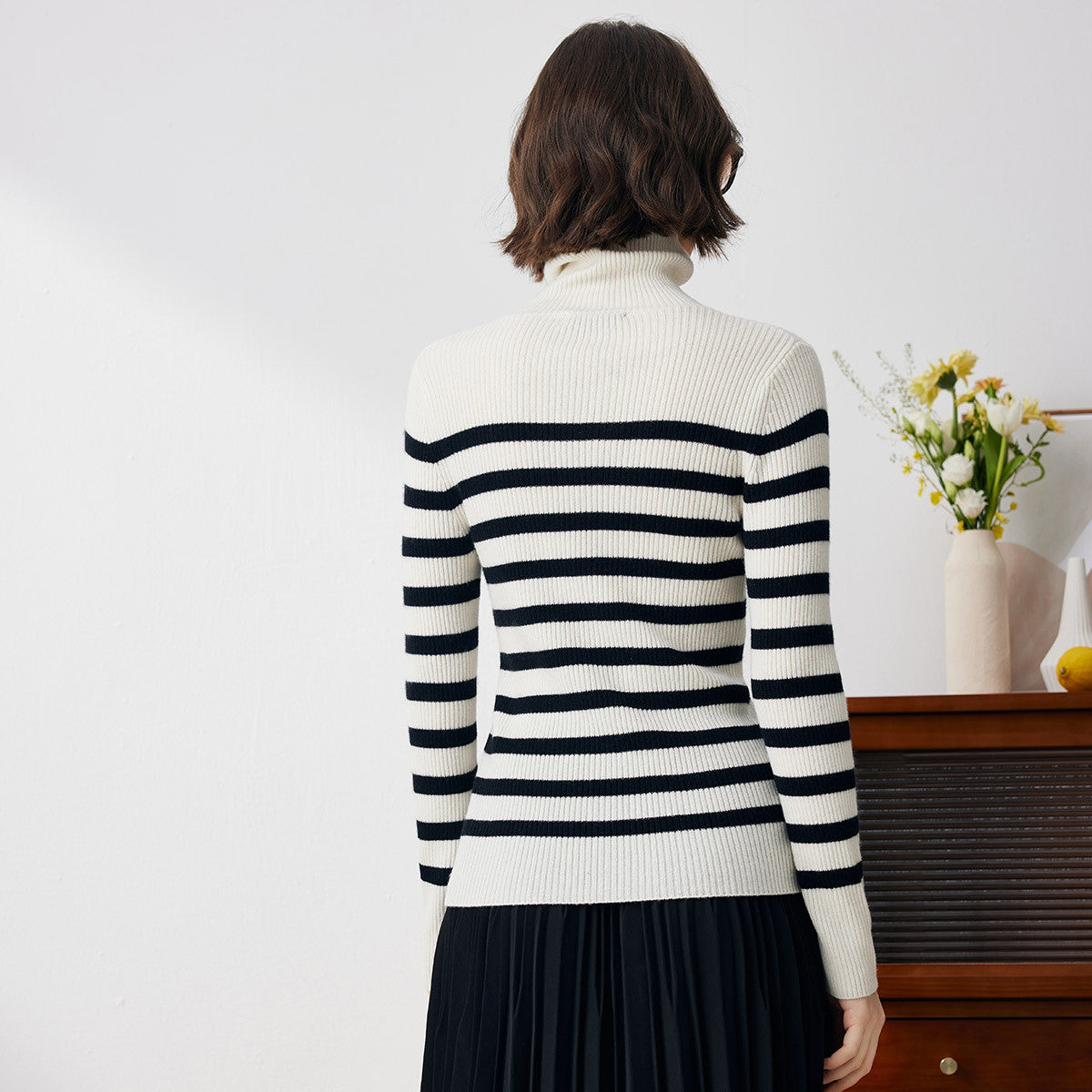 100% Cashmere Striped Turtleneck Knit Sweater