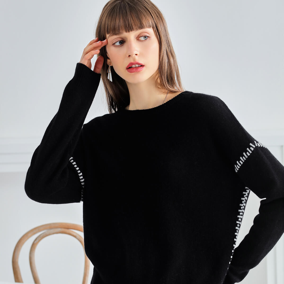 100% Cashmere Knit Sweater with Minimalist Stitch Detailing