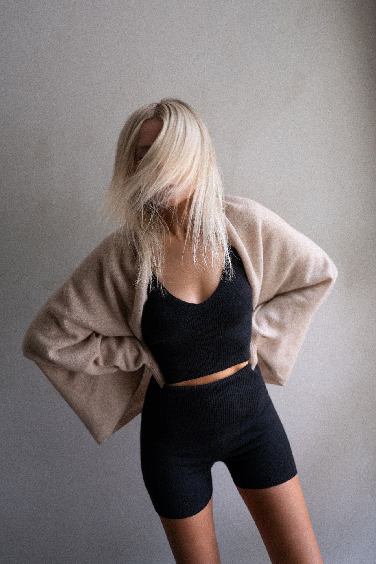 MELI CASHMERE SHRUG